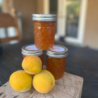 https://pastelitosourdoughbakery.com/wp-content/uploads/2022/10/Organic-Peach-Jam.jpg