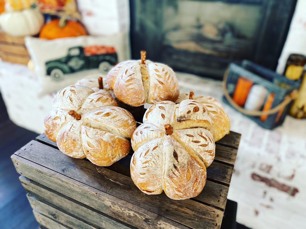 Pumpkin-shaped Sourdough Bread