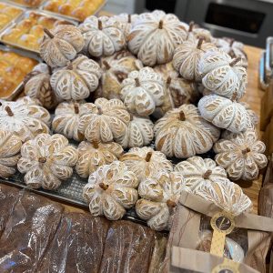 Pumpkin-Shaped Country Loaf