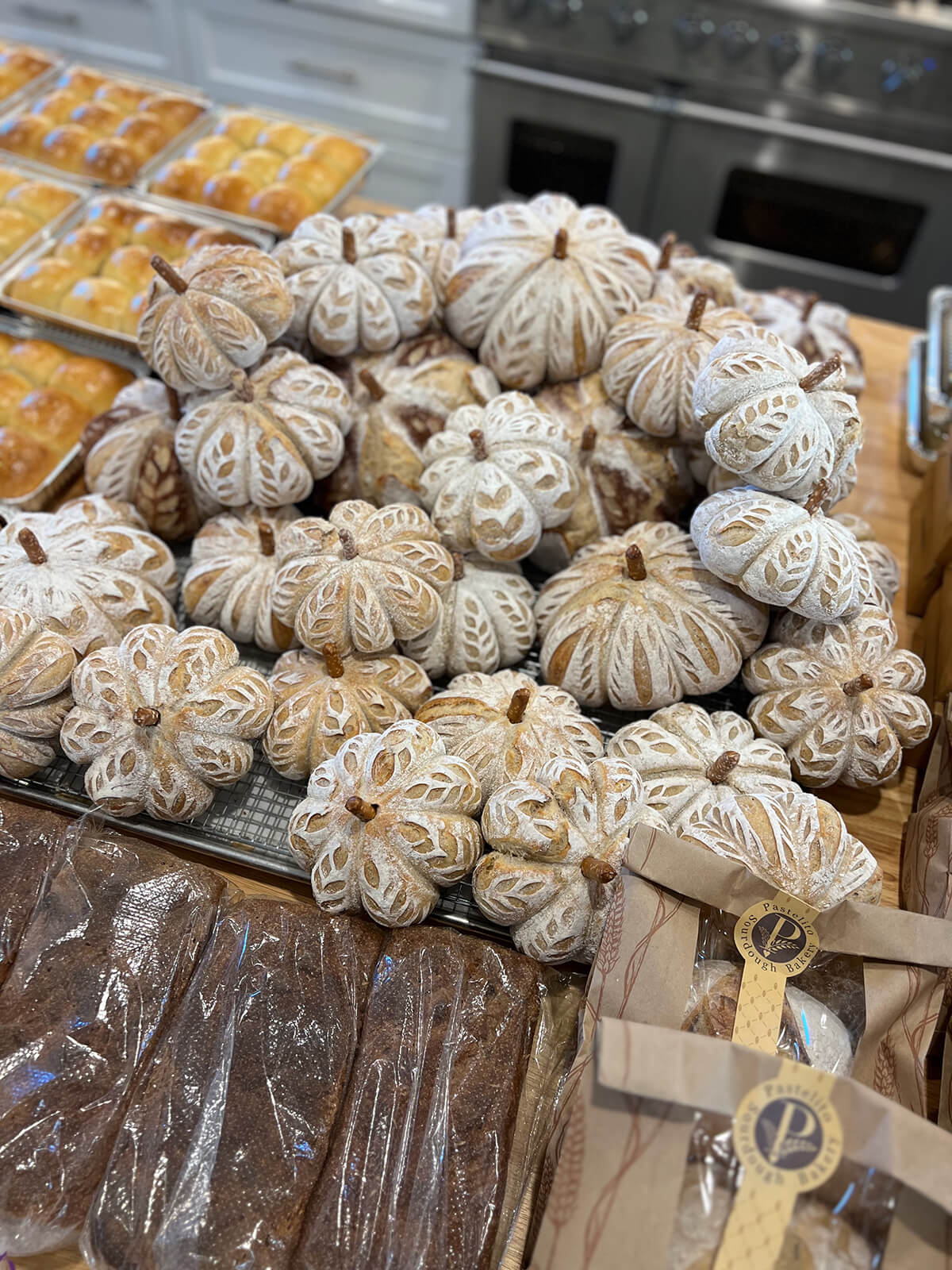 Pumpkin-Shaped Country Loaf